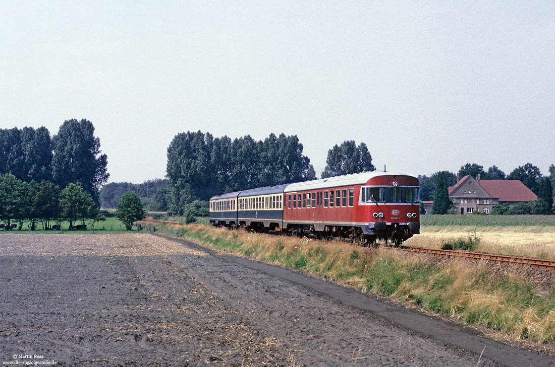 624 625 als N7823 auf dem Haller Willem zwischen Künsebeck und Steinhagen
