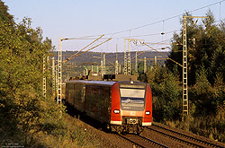 425 033 verlässt als RB39227 den Bahnhof Altenbeken