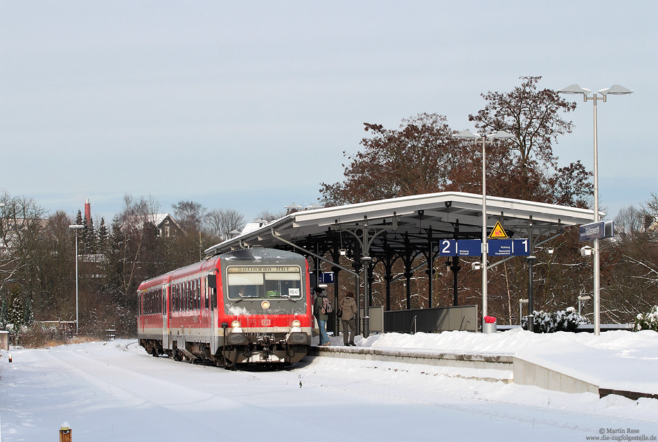 628 509 als RB20777 (Wuppertal Hbf – Solingen Hbf) in Wuppertal Güldenwerth im Schnee