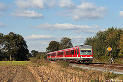 Am 14.10.2009 fährt der 628 507 als RE10047 bei Aldekerk nach Düsseldorf Hbf