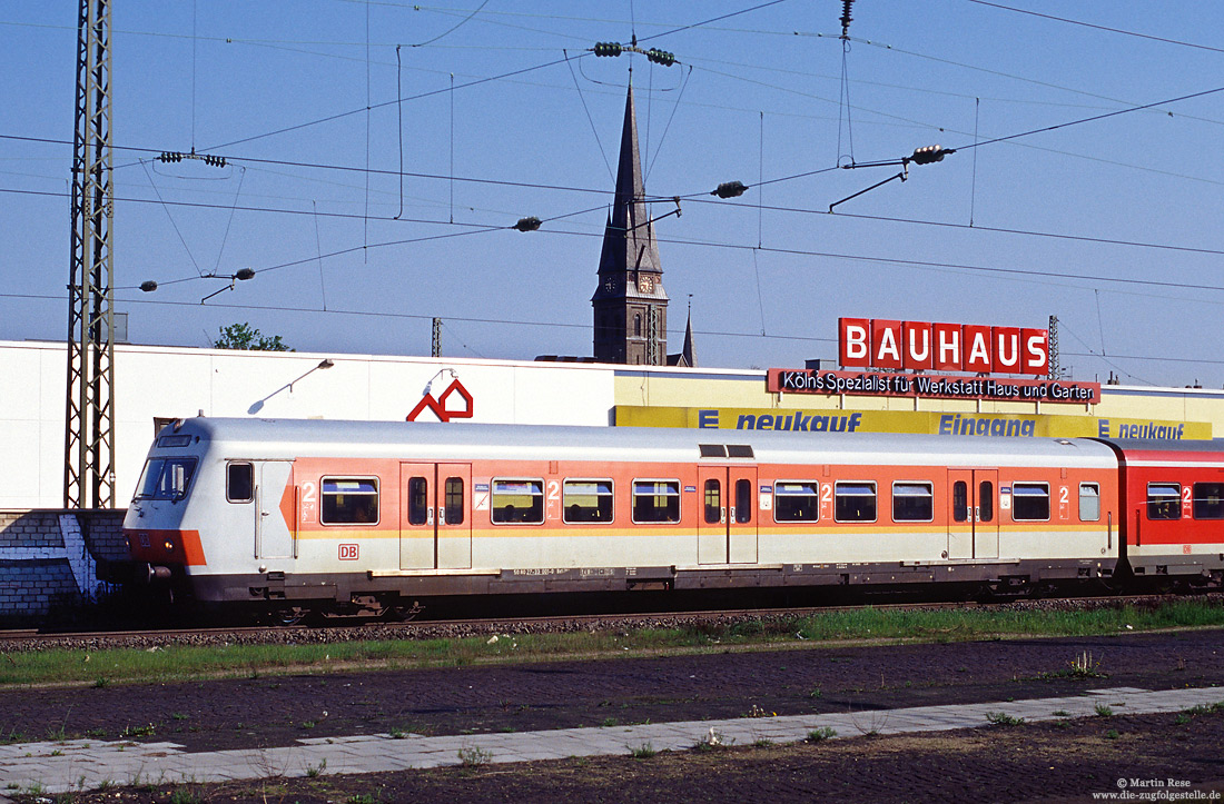 S-Bahnsteuerwagen Bxf 796.0 (50 80 27-33 001-0) in Köln-Mülheim