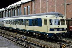 Silberling Steuerwagen BDnrzf 740 (50 80 82-34 321-3) in Sonderlackierung in Paderborn Hbf