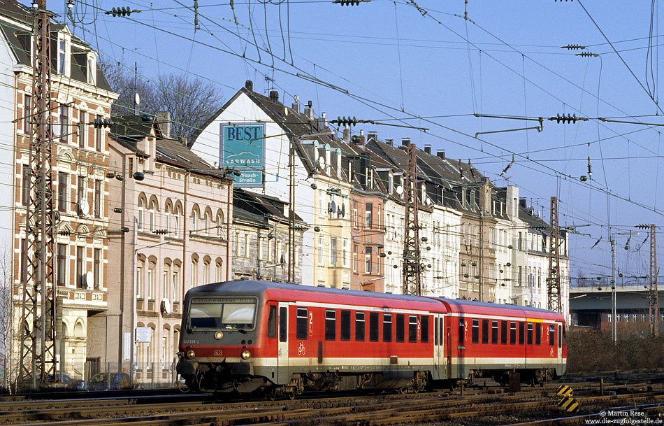 628 533 mit alter Häuserzeile bei Wuppertal Oberbarmen 