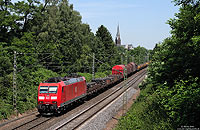 185 024 mit gemischten Güterzug bei Solingen Hbf 