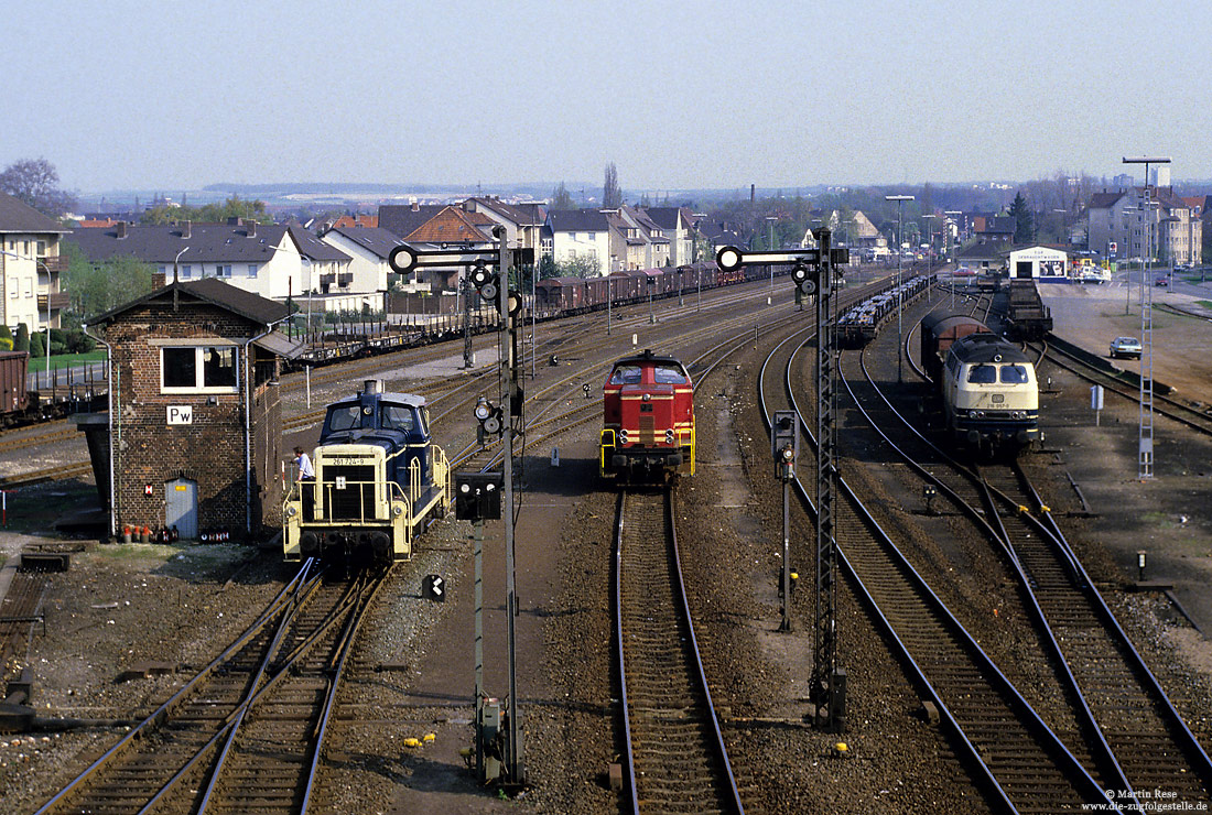 Bahnhof Paderborn Nord mit 261 724, 216 057 und V133 der Teutoburger Wald Eisenbahn