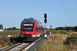 648 340 als RB21754 Lübeck - Puttgarden im Gleisdreieck am Bahnhof Fehmarn Burg