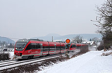 auf den Namen „Hirschhorn" getaufte 643 027 zwischen Bad Bodendorf und Remagen als RB12179 nach Bonn.