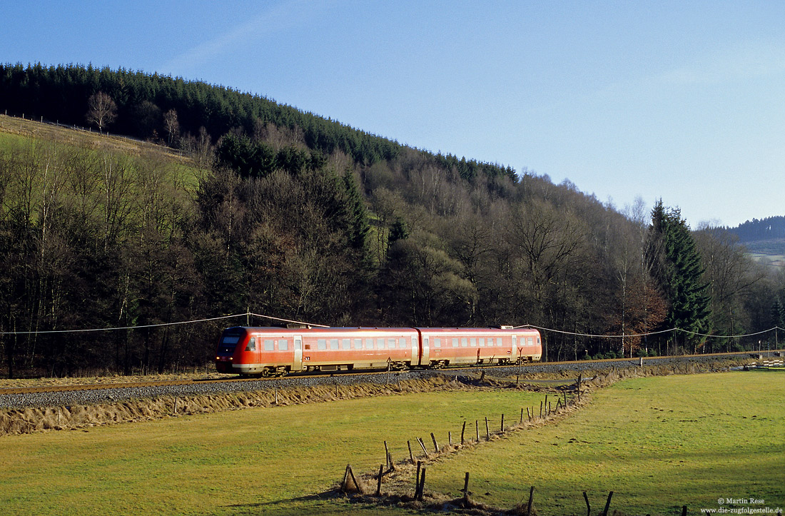 612 043 als RE29652 bei Wulmeringhausen auf der Strecke Bestwig - Winterberg