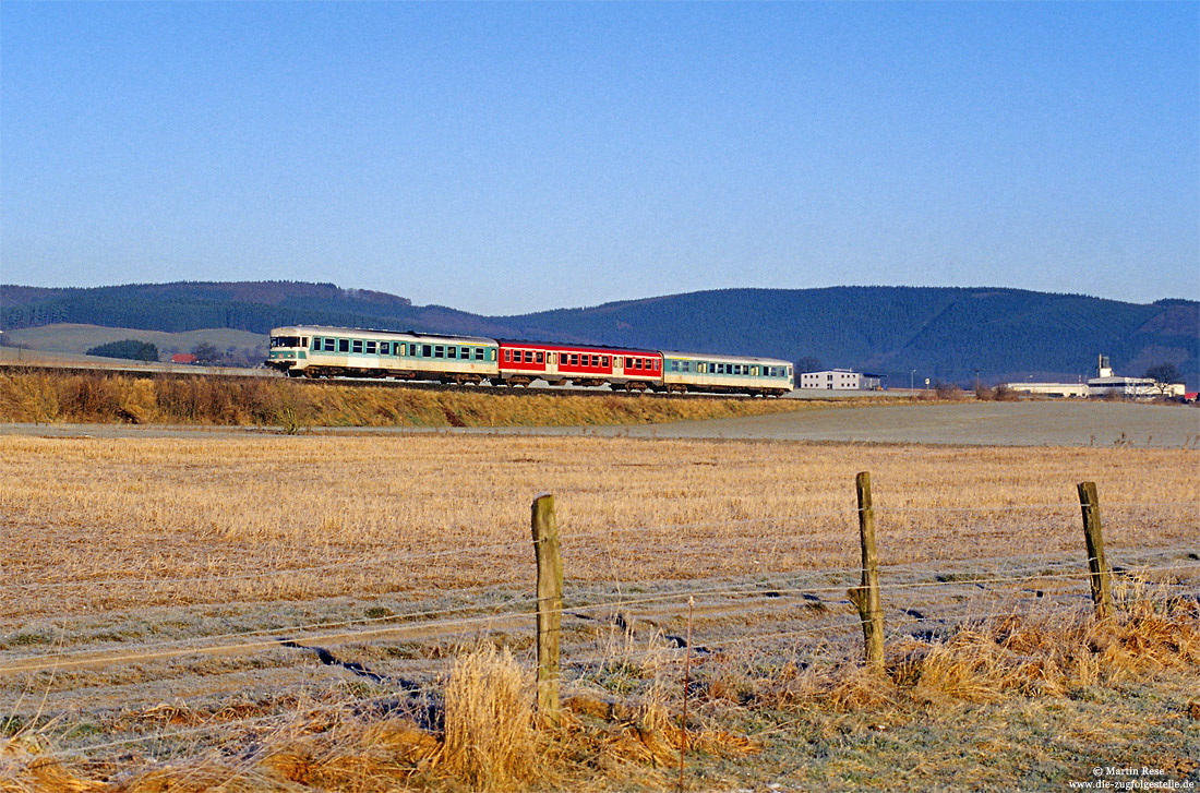 624 674 bei Garbeck auf der Hönnetalbahn