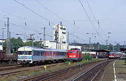 624 637 in mintgrün grau im Bahnhof Schwerte