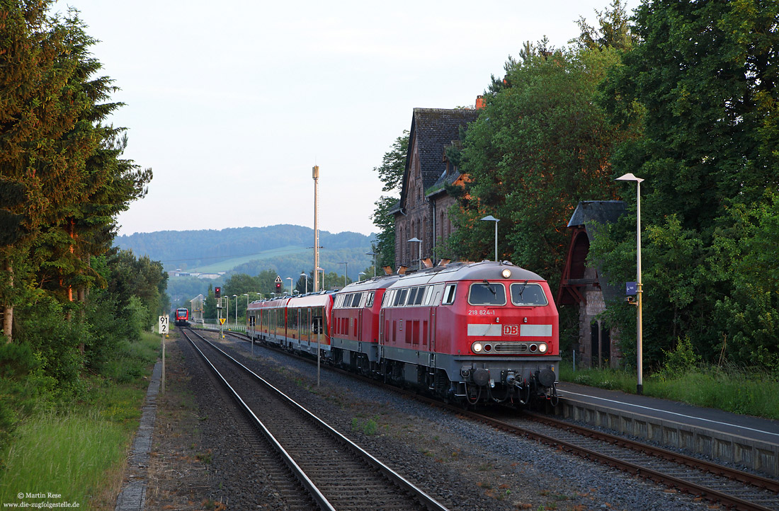 218 824 mit haverierten 620 530 in Großbettingen Hillesheim