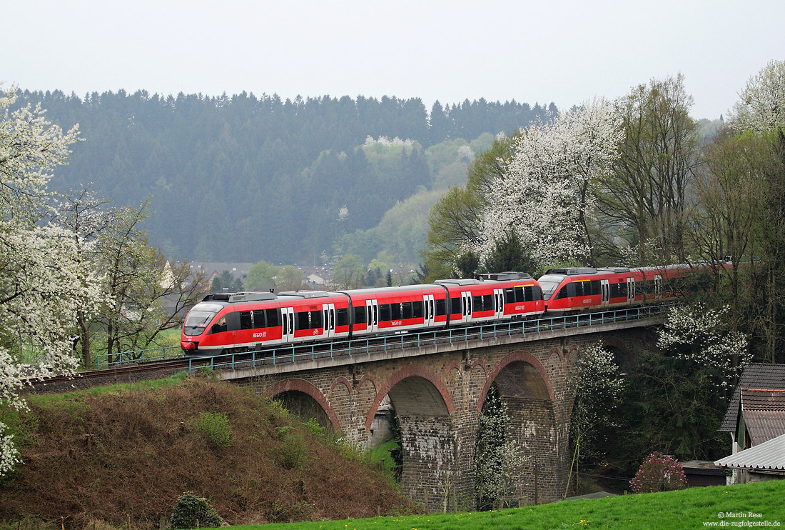 644 056 als RB11857 auf dem Viadukt bei Stöcken
