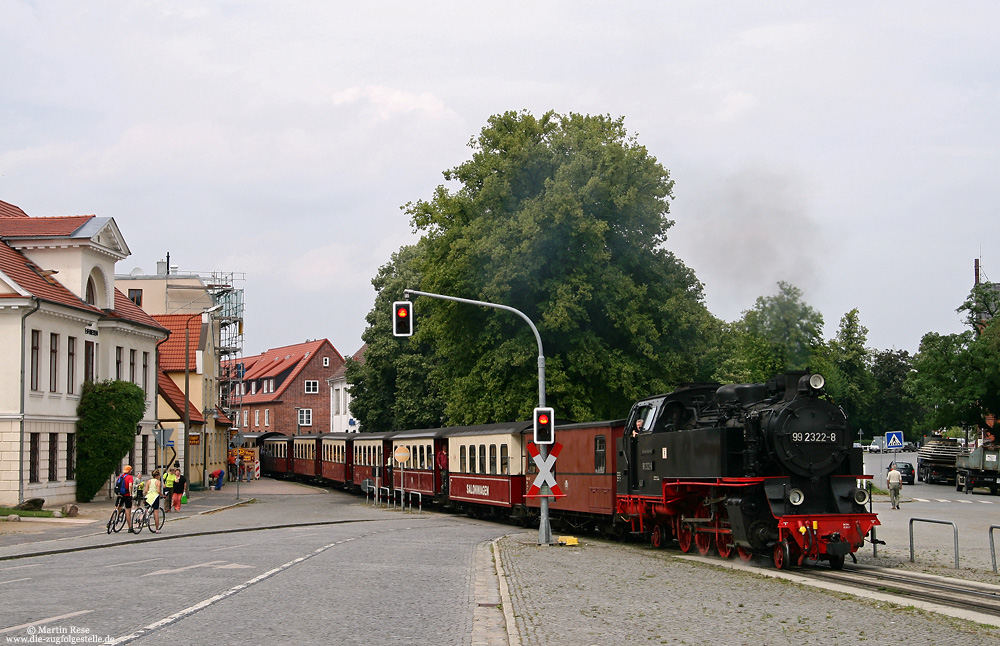 99 2322 am Haltepunkt Bad Doberan Stadtmitte
