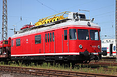 701 099 in der ursprünglichen roten Farbgebung der Aggerbahn in Düsseldorf Derendorf