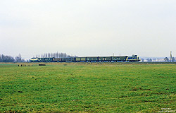 260 440 mit Güterzug auf der Strecke Paderborn Nord - Bad Lippspringe bei Paderborn Stadtheide