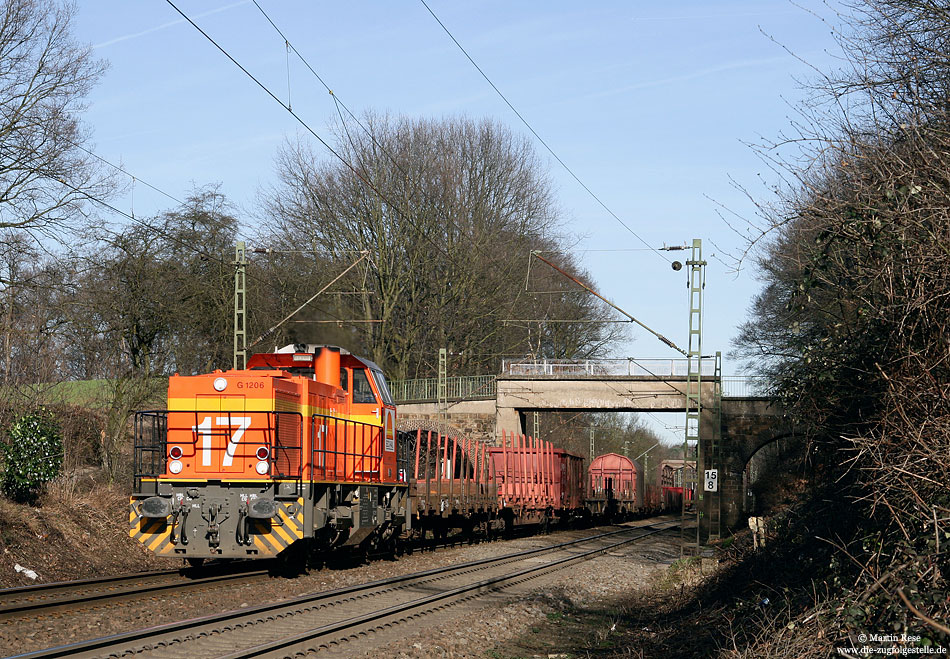 266 778 alias SECO 17 im Einsatz für DB-Schenker mit FZT54731 bei Opladen